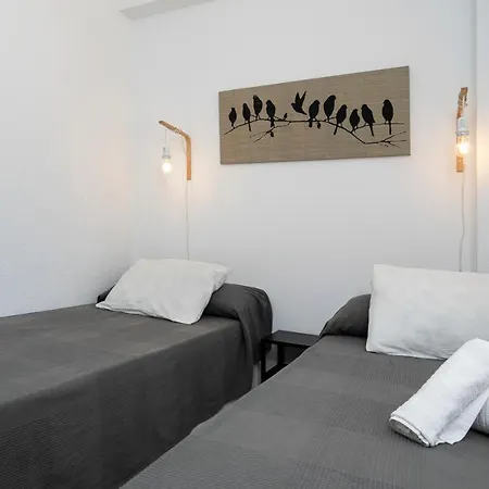 & Kids - Free Parking - Sea Views Apartment