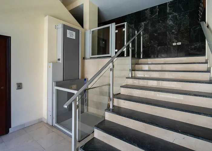 & Kids - Free Parking - Sea Views Appartement